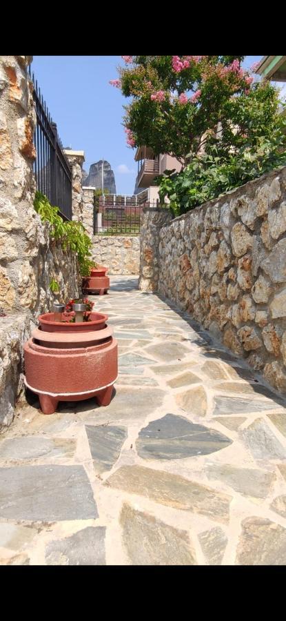 Panos Luxury Suites Kalambaka Exterior photo